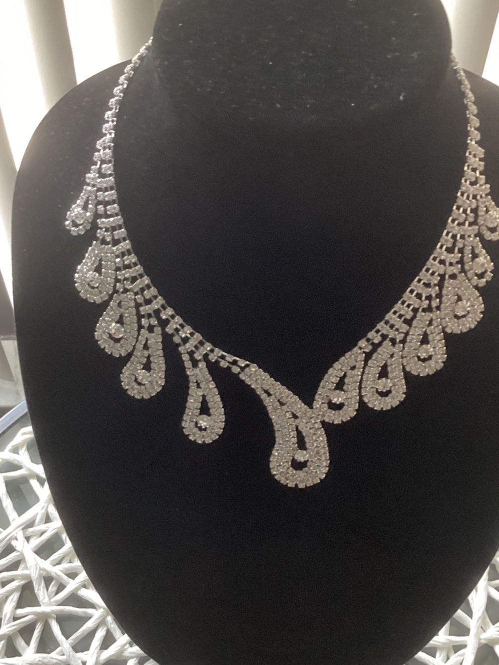 Silver Teardrop Crystal Necklace - Elegant Women’s Jewelry